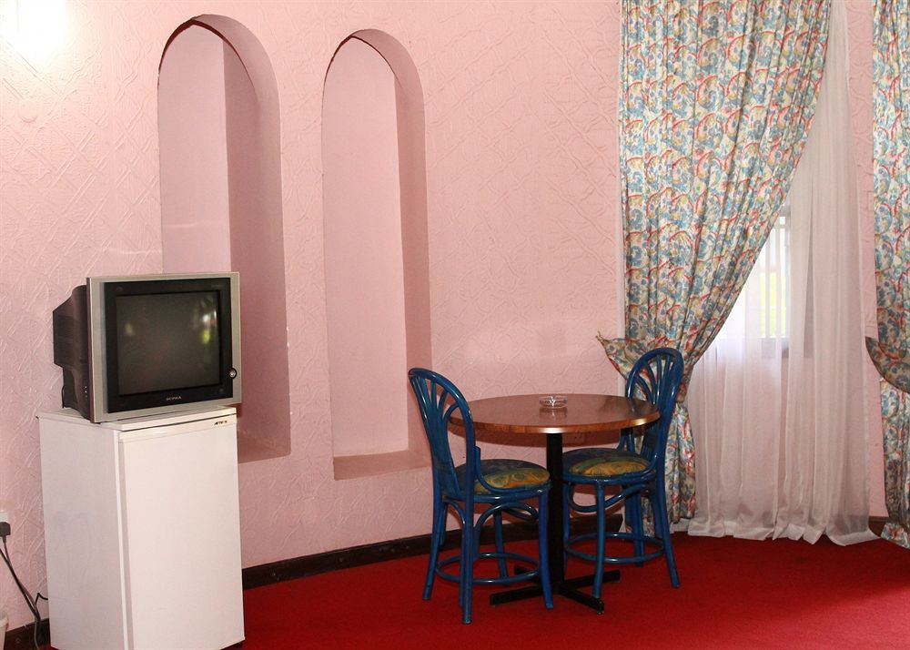 Ridar Hotel Seeta Exterior foto